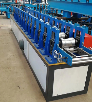 Aluminiowa rolowana listwa drzwiowa Maszyna do formowania rolek 15-20 m / min