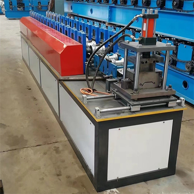 Aluminiowa rolowana listwa drzwiowa Maszyna do formowania rolek 15-20 m / min