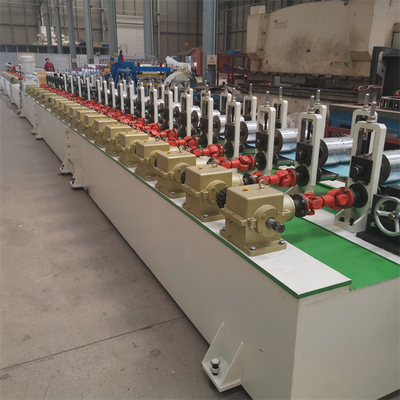 7,5kw Maszyna do formowania rolek z żaluzjami Maszyna do produkcji drzwi z roletami PU