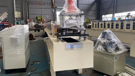 Maszyna do formowania rolek z pianki PU 380V 50Hz 3 fazy
